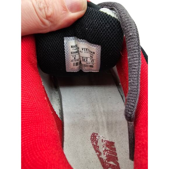 Nike Dunk Skeet skateboarding shoes in black, white, and red Mens Sz 9 main image 6